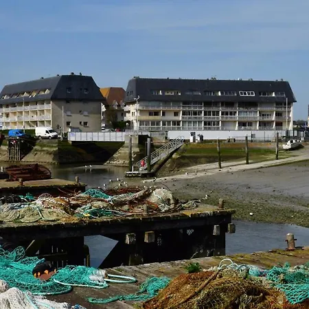 בית נופש La Courette, Maison Avec Cour Proche