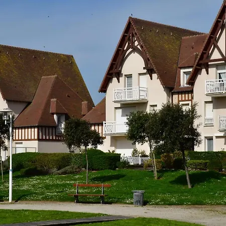 La Courette, Maison Avec Cour Proche *