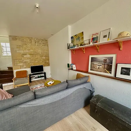 La Courette, Maison Avec Cour Proche בית נופש