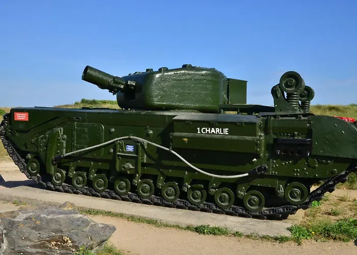 Holiday home La Courette, Maison Avec Cour Proche *