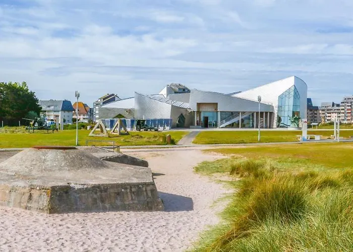 La Courette, Maison Avec Cour Proche بيت للعطل *