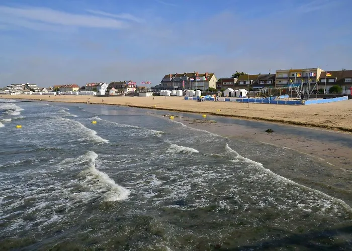 La Courette, Maison Avec Cour Proche Holiday home *